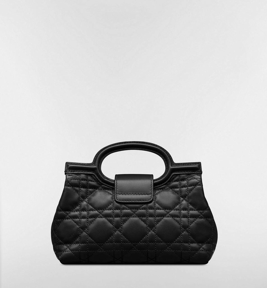 сумка диор,сумка стеганая кристиан диор,сумка диор оригинал,сумка диор женская,сумки аксессуары