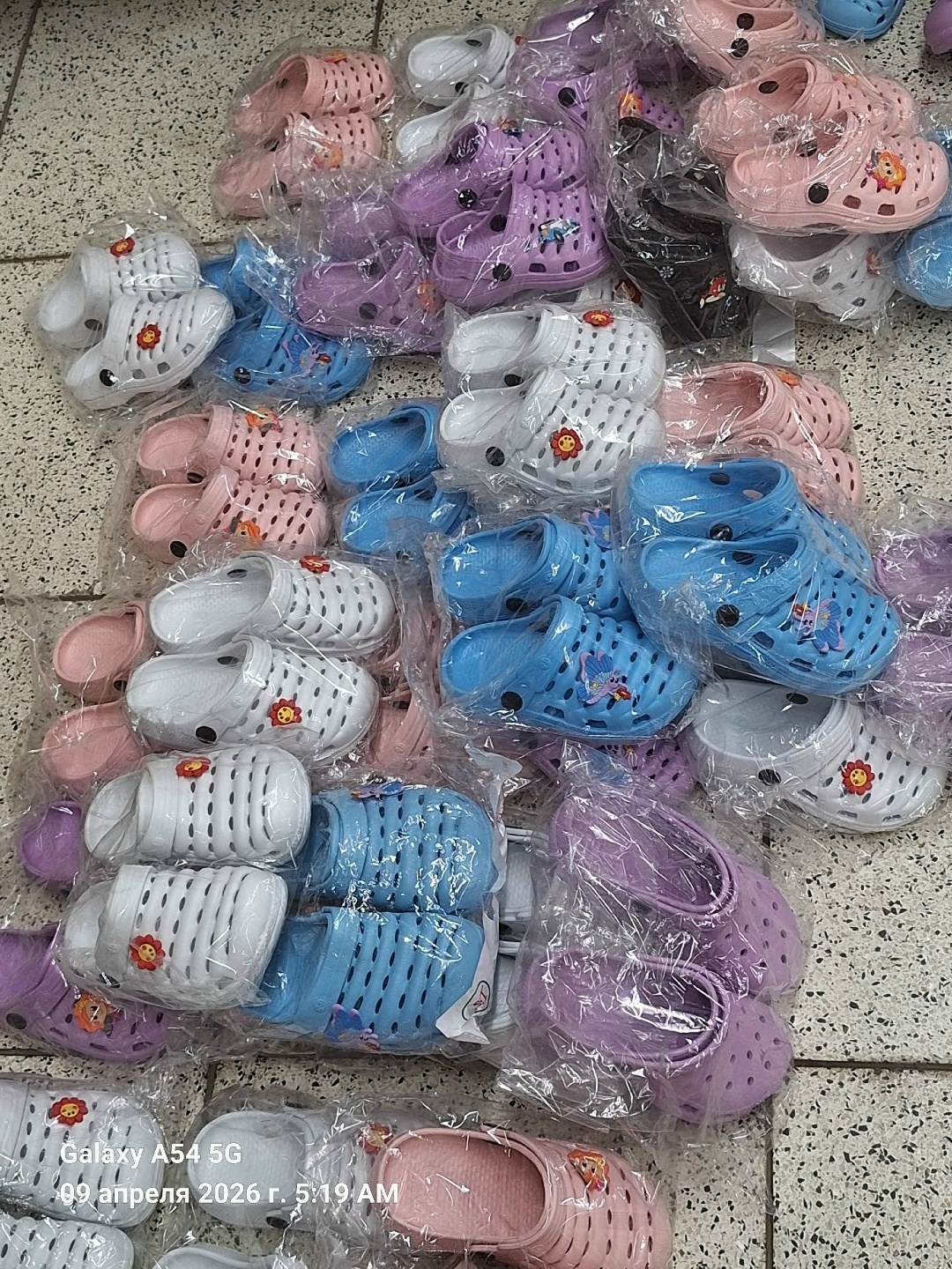 сабо детские,,детские кроксы,сабо для девочек,кроксы детские с джибитсами