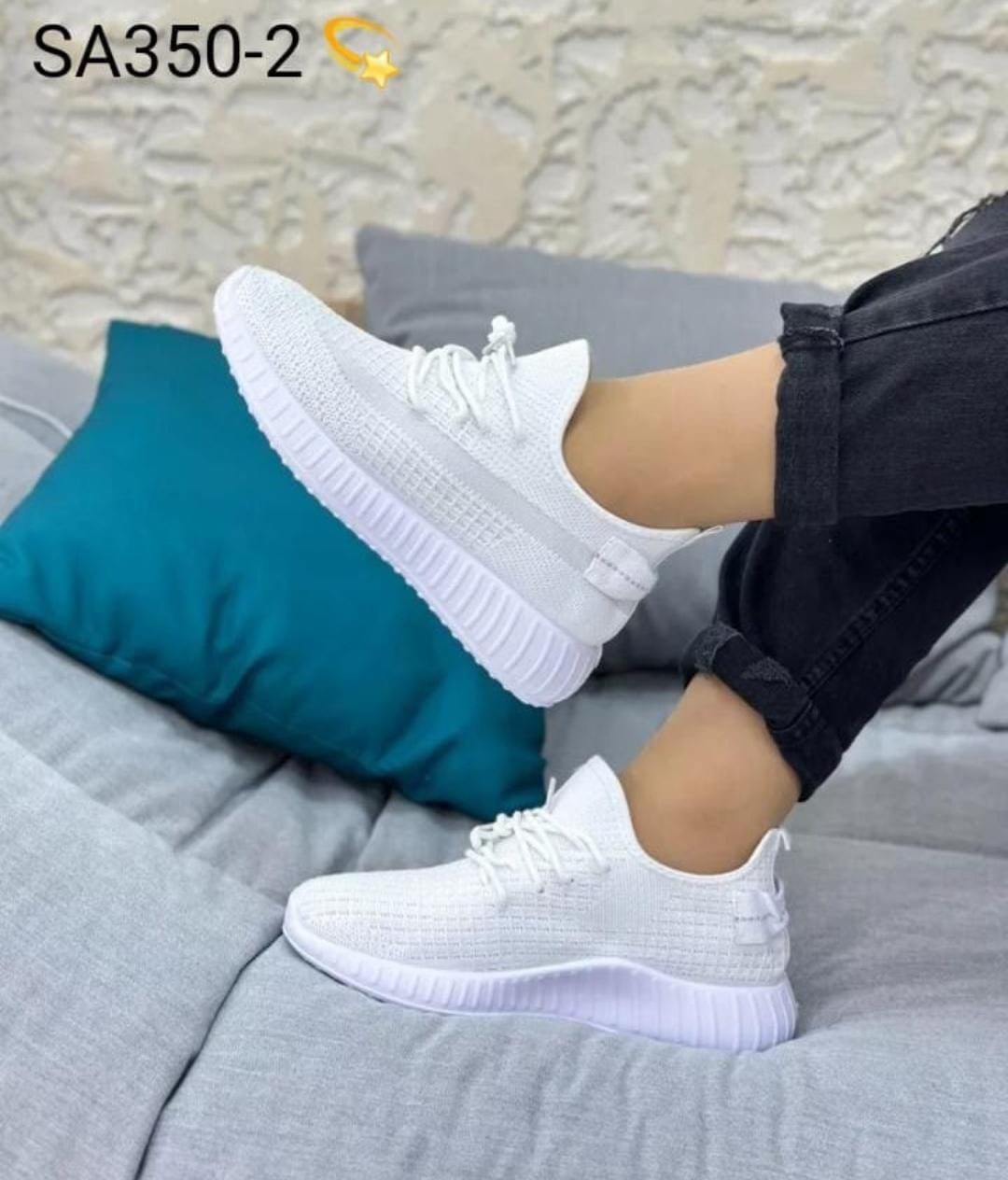 кроссовки,кроссовки изики,кроссовки женскиe,кроссовки изи,кроссовки изики женские