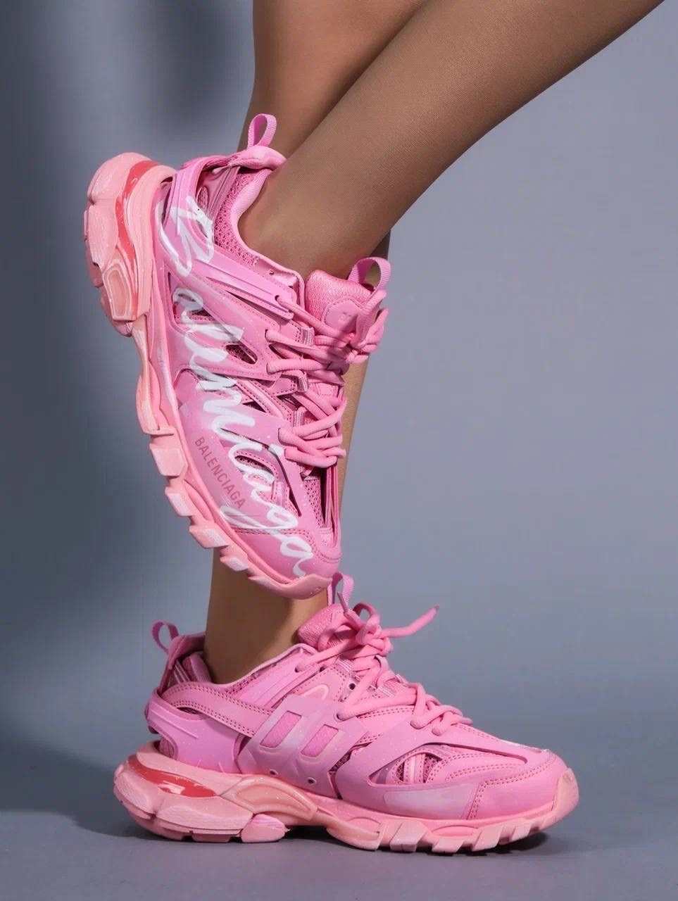 кроссовки женские balenciaga,кроссовки баленсиага трек женские,кроссовки баленсиага трек розовые,кроссовки balenciaga,женские кроссовки balenciaga track a123305 розовые