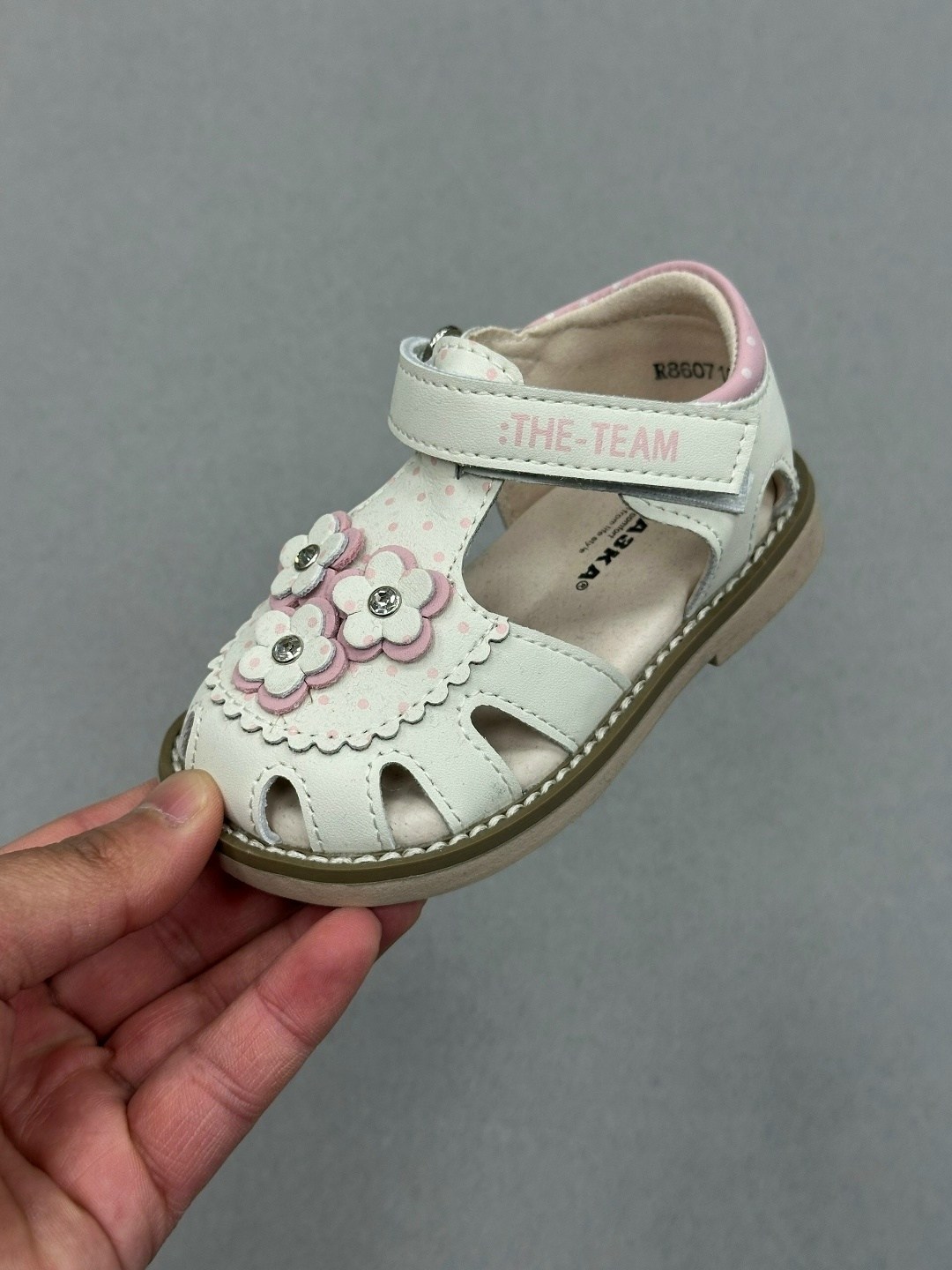 сандалии,босоножки детские,сандалии для девочек,детские сандалии,