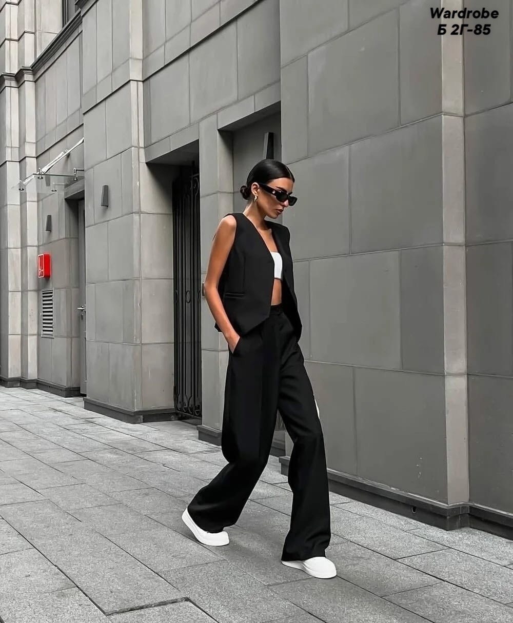 костюм двойка брюки палаццо,стильные костюмы,костюм с брюками палаццо,брючный костюм элегантный,брючный костюм тройка женский