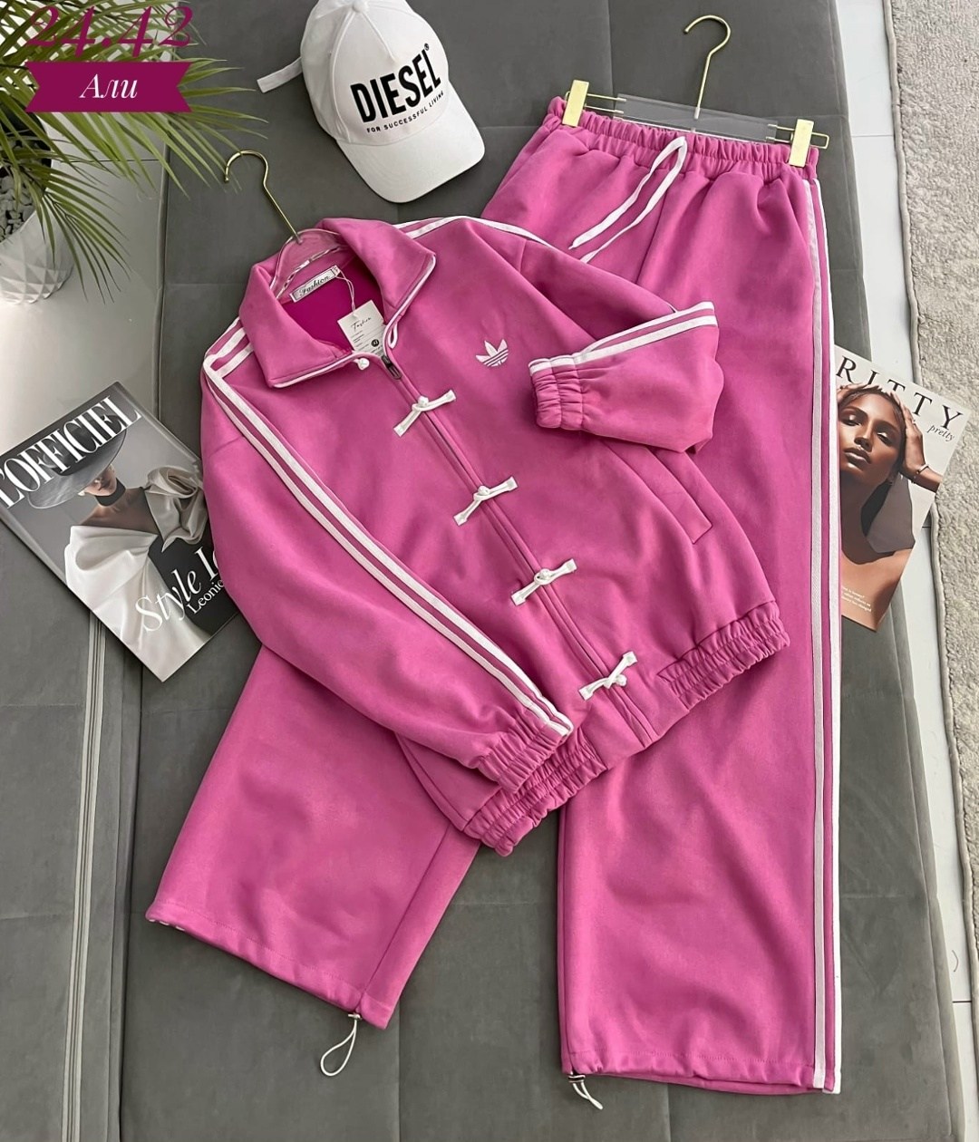 спортивный костюм,комплект одежды adidas sportswear,спортивный костюм унисекс,спортивный костюм adidas,костюм спортивный стильный