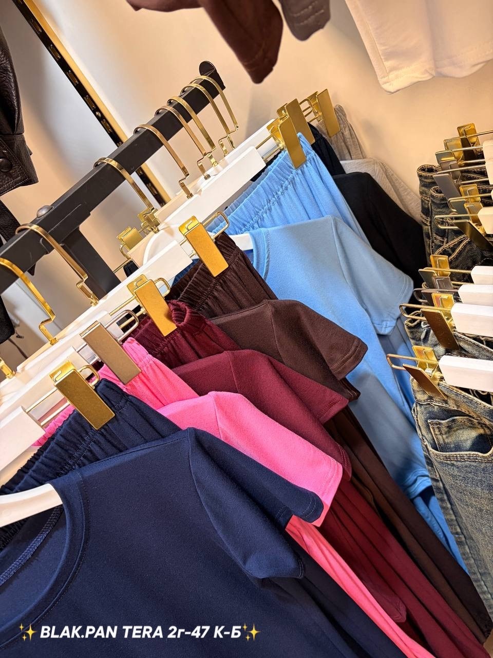 костюм с брюками,костюм женский,брючные костюмы женские,костюм топ и брюки,костюм женский топ