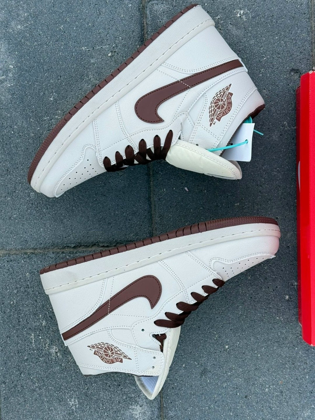 nike air jordan 1 mid,nike air jordan 1 retro,nike air jordan 1,nike air jordan 1 mid se,jordan 1 mid