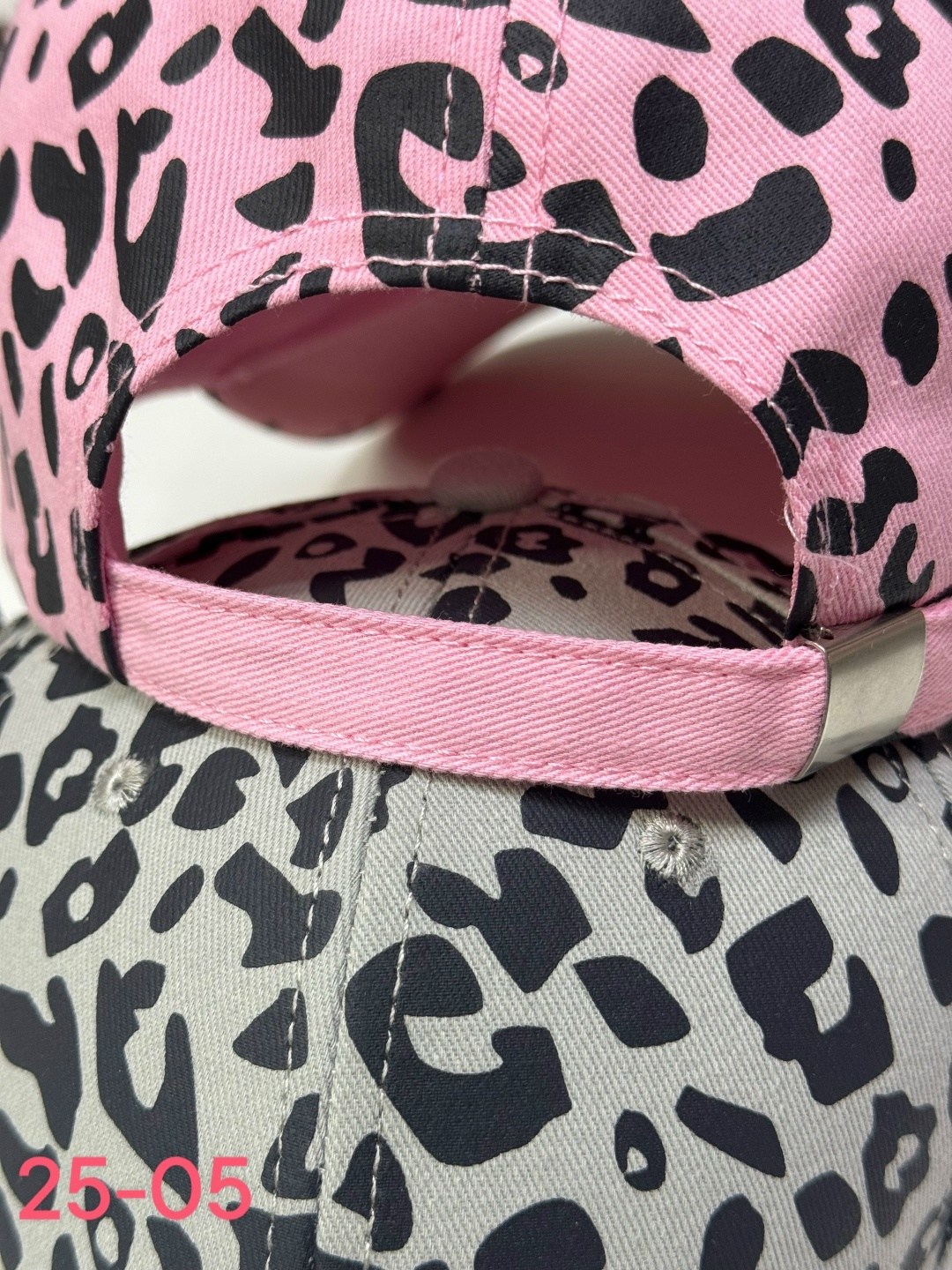 бейсболка женская,женская бейсболка с леопардовым принтом,бейсболка для женщин,женские кепки,леопардовая кепка