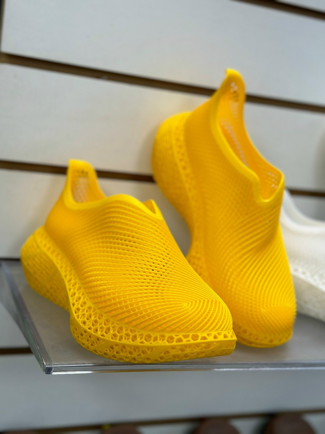 желтые слипоны,, женская,слипоны женские,кроссовки женскиe