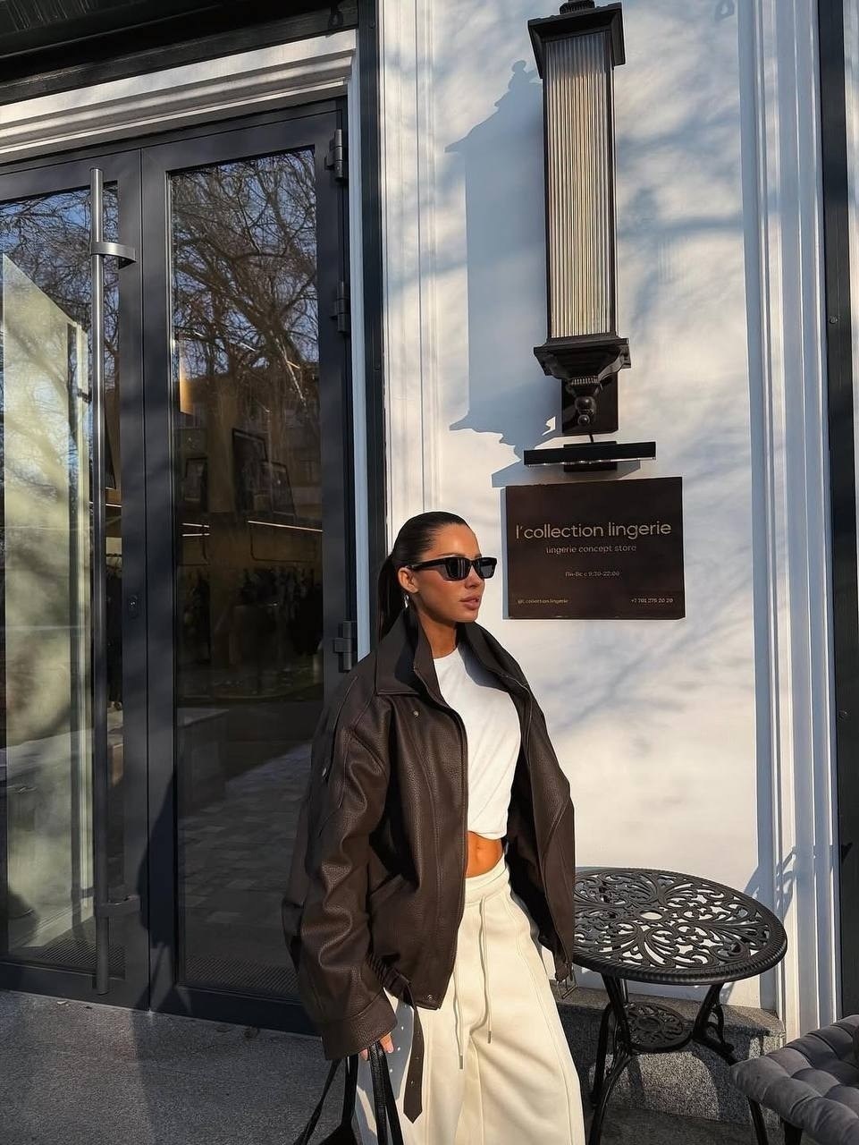 кожаная куртка,женская кожаная куртка,коричневая кожаная куртка,модные образы