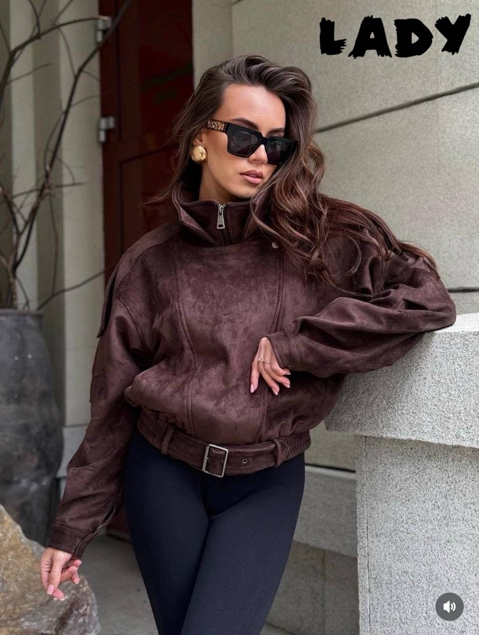 женская куртка бомбер из эко замши коричневого цвета,замшевая куртка,куртка замшевая женская,бомбер куртка,куртка