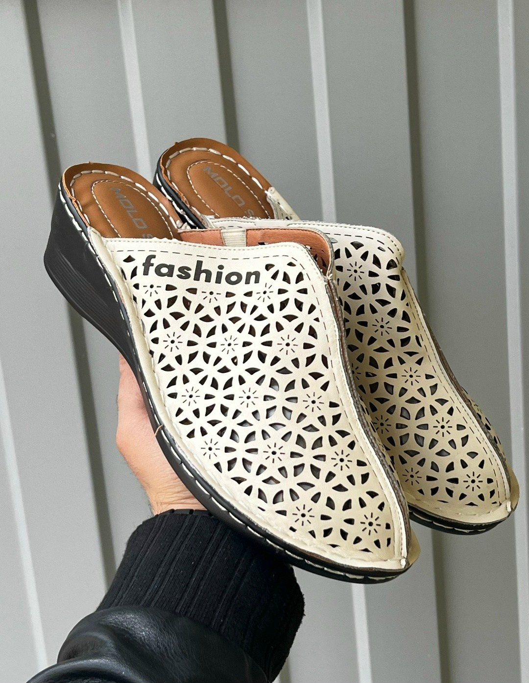 ,лоферы женские с перфорацией,женские туфли на плоской подошве,женская ,женские летние туфли