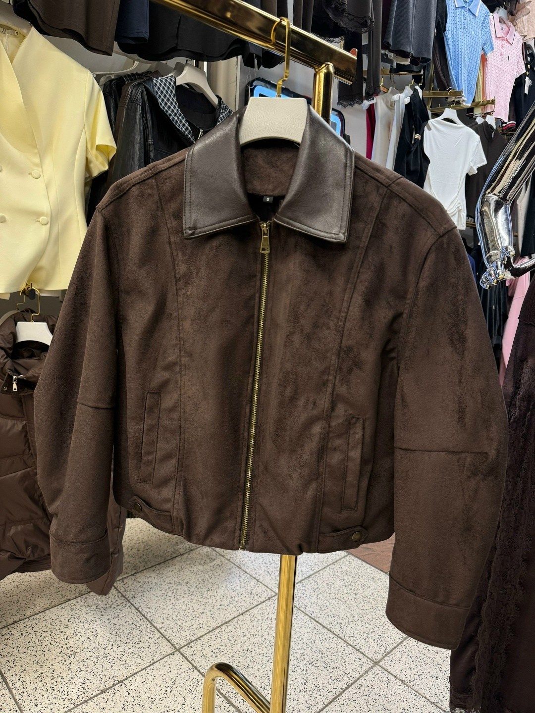 замшевая куртка,куртка,куртка кожаная,легкая куртка,женская куртка