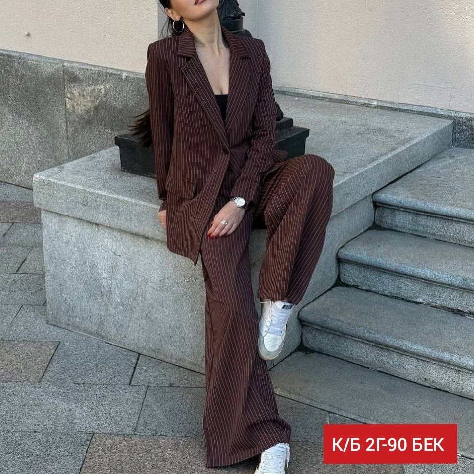 серый брючный костюм,костюм деловой женский,костюм двойка,женские костюмы в полоску,брючный костюм