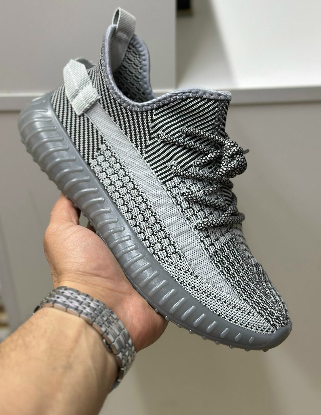 кроссовки мужские yeezy boost 350,adidas yeezy boost 350 v 2,adidas yeezy boost 350,кроссовки adidas yeezy boost 350,yeezy boost 350 v 2