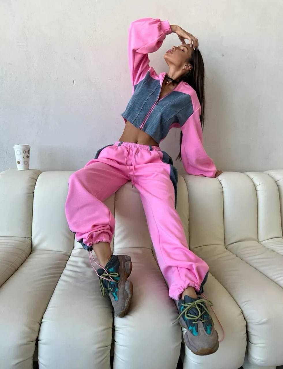 женский спортивный костюм,спортивный костюм,женский костюм,стильный спортивный костюм,женская спортивная одежда