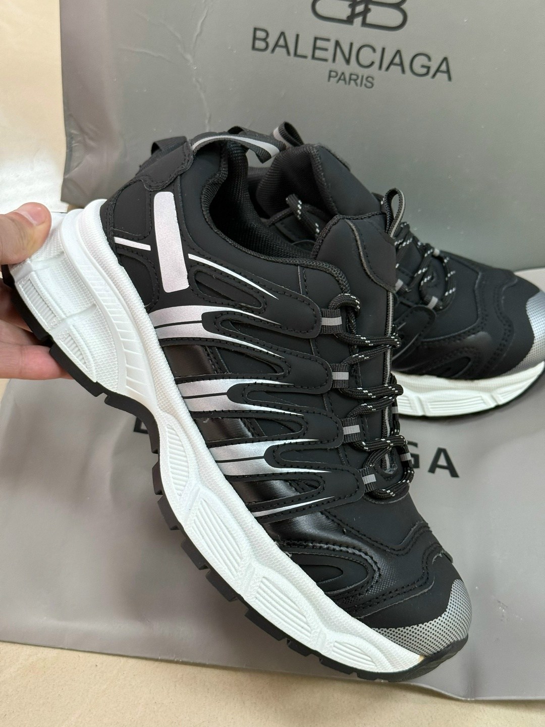 кроссовки balenciaga track,кроссовки balenciaga,кроссовки баленсиага трек черные,кроссовки женские balenciaga,кроссовки баленсиага мужские с большой подошвой