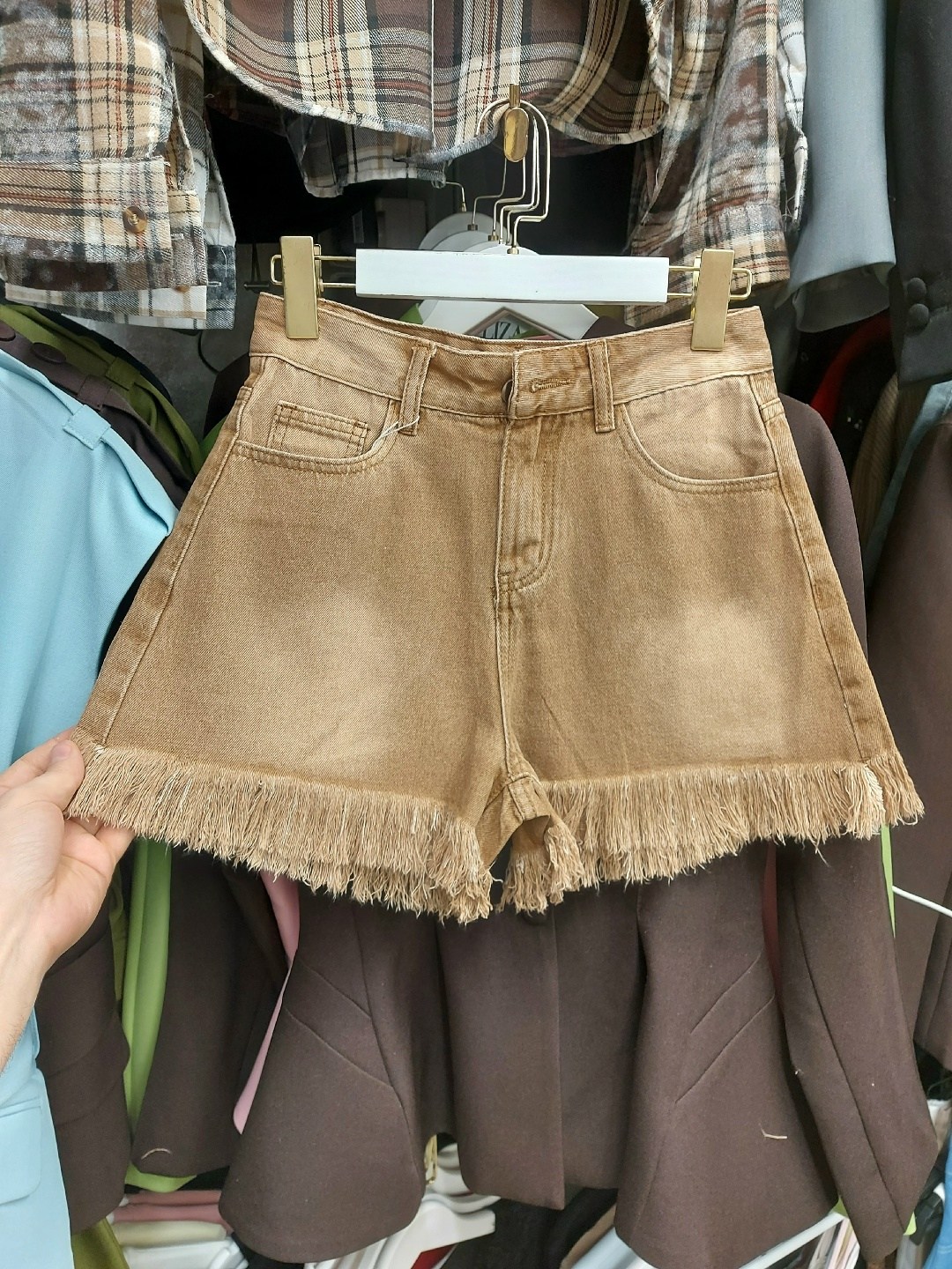 женские шорты,женские шорты джинсовые,женские джинсовые шорты с высокой талией,летние женские шорты,джинсовые шорты с бахромой