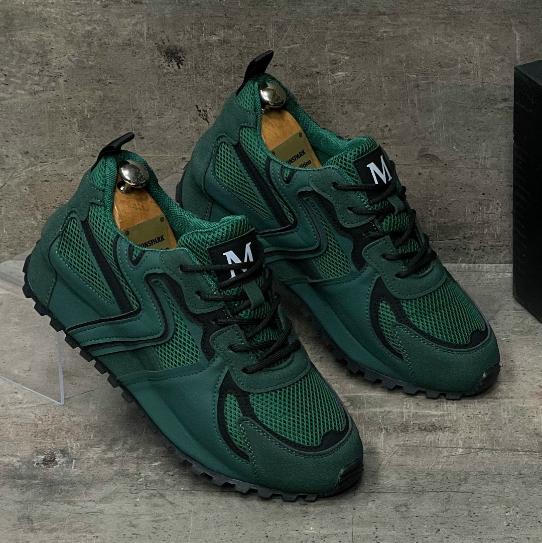 ,спортивная ,кроссовки женскиe,мужские кроссовки,повседневные кроссовки