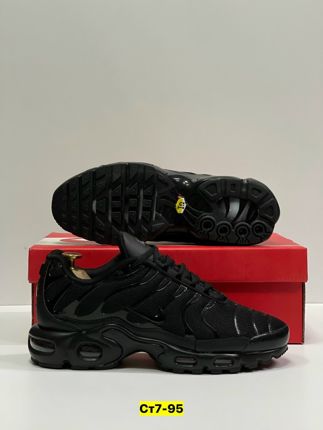 кроссовки nike air max tn plus,кроссовки nike air max tn plus мужские,кроссовки мужские nike air max plus,кроссовки мужские nike air max tn,кроссовки nike air max plus