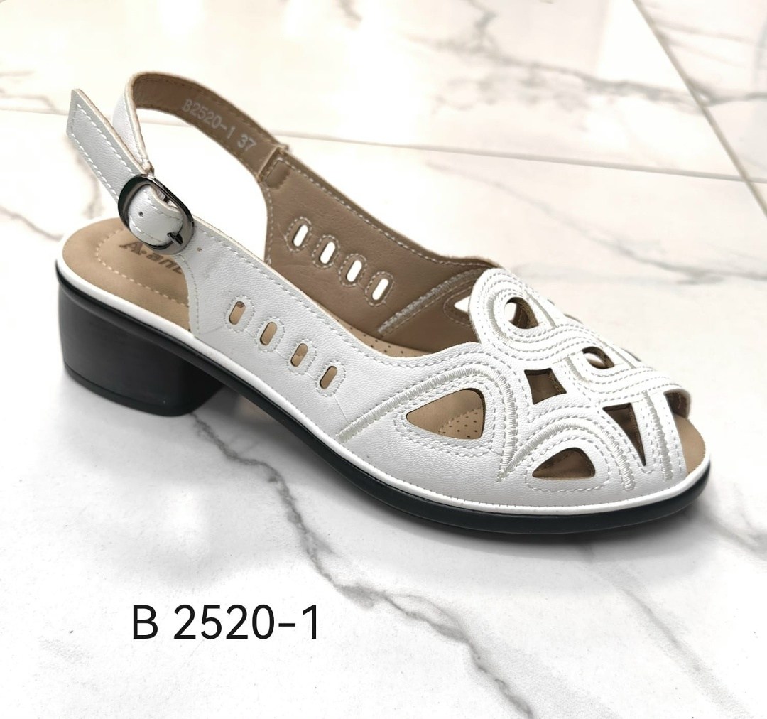 женские сандалии,босоножки женские,сандалии босоножки,босоножки с перфорацией,босоножки бежевые