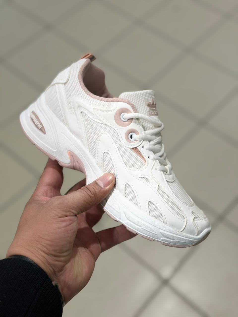 кроссовки bona,кроссовки,женские кроссовки,повседневные кроссовки,кроссовки бона