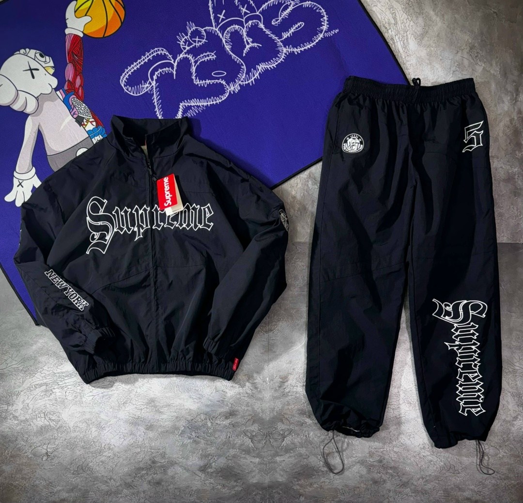 куртка суприм,универсальная куртка,куртка,бомбер куртка,спортивная куртка