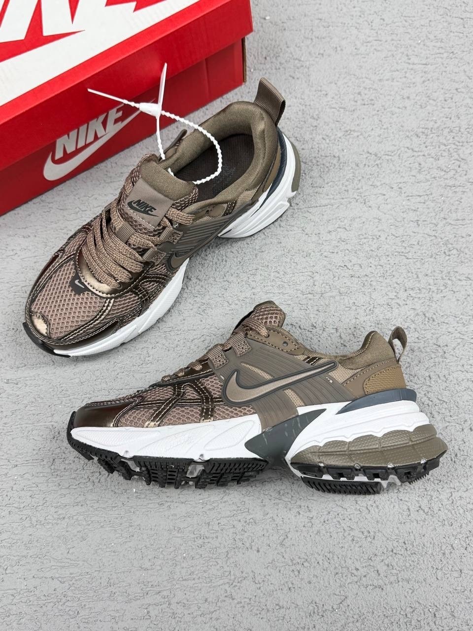 кроссовки nike,кроссовки женские nike,женские повседневные кроссовки nike v2k run коричневый,кроссовки nike v 2 k run,женские кроссовки