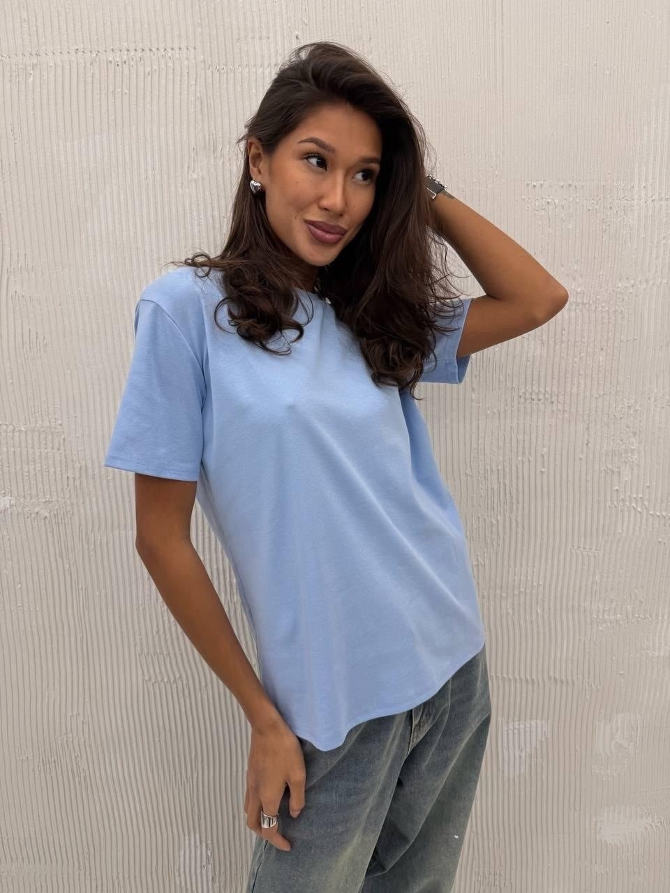 женская базовая футболка,футболка женская,футболка женская бежевая,футболки женская оверсайз,базовая футболка