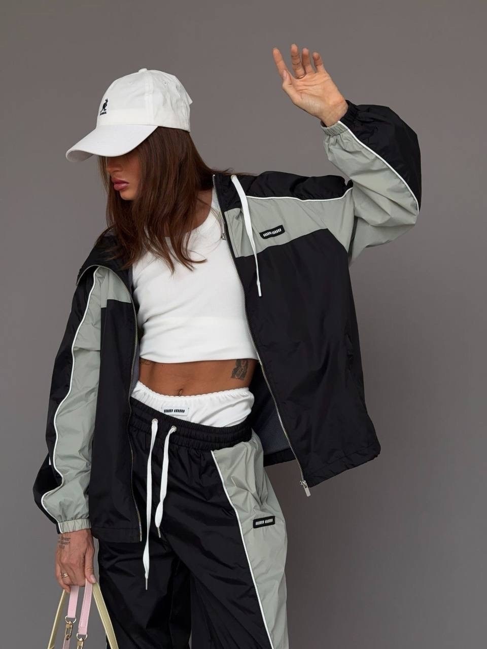 спортивные костюмы женские,спортивные костюмы,стильные спортивные костюмы,спортивный костюм для женщин