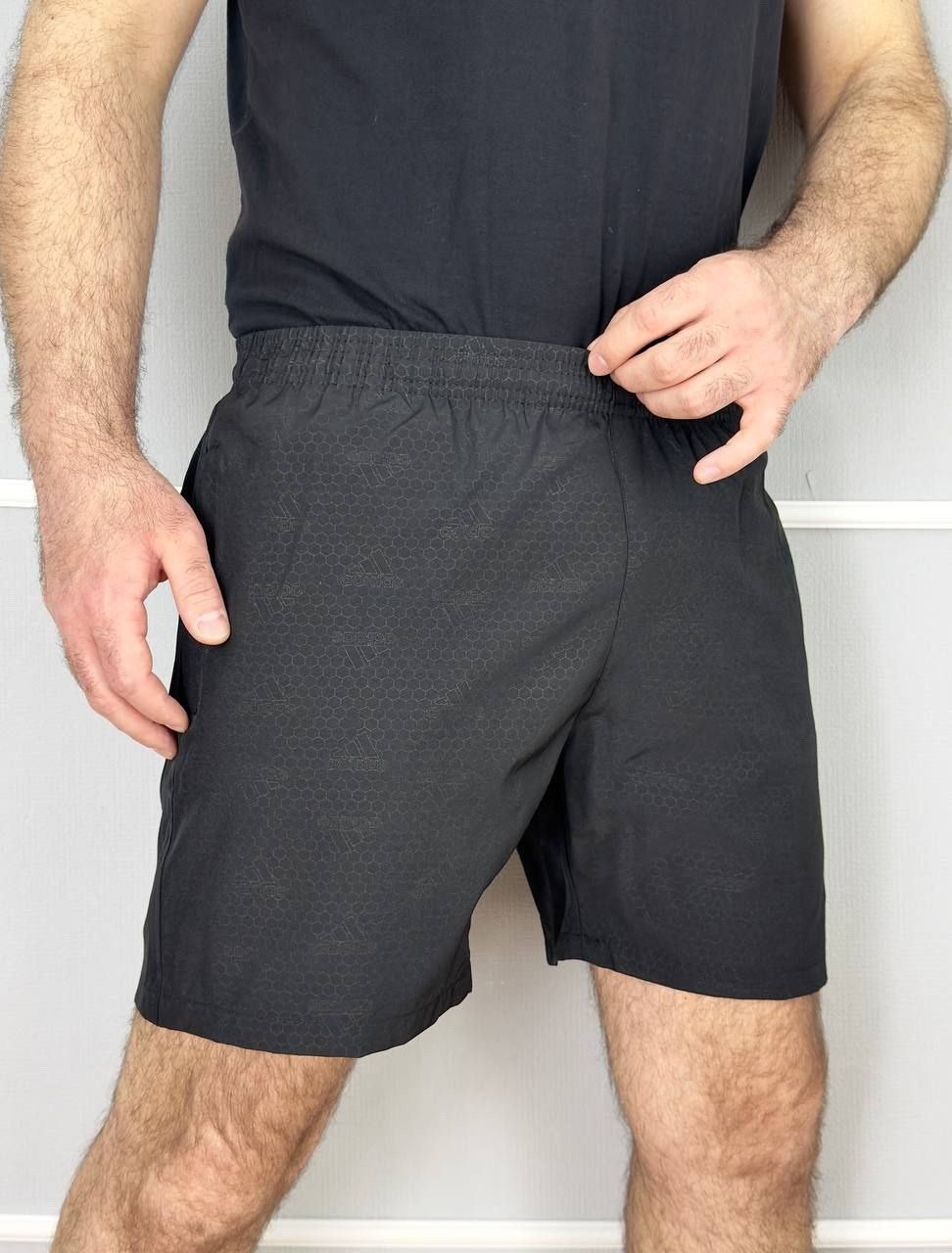 спортивные шорты мужские adidas,мужские спортивные шорты адидас essentials,шорты мужские adidas,шорты adidas,шорты спортивные adidas