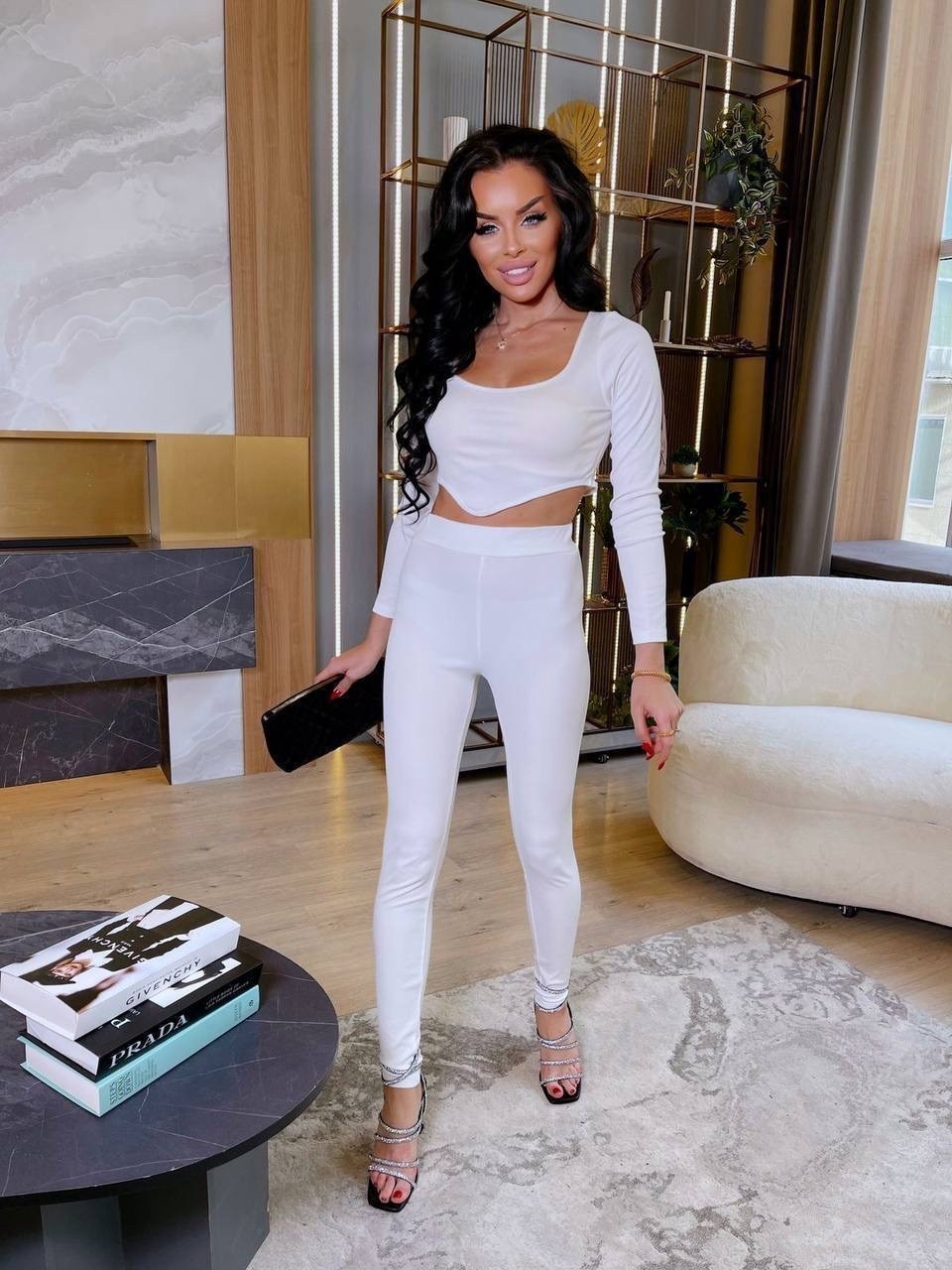 костюмчик,стильные костюмы,костюм для фитнеса,трикотажные костюмы,костюм женский