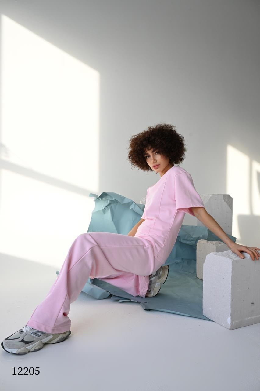 брюки свободного кроя,брюки женские,футболки женская,брюки черные,женские костюмы брючные