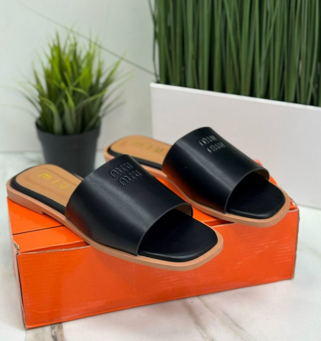 женские шлепанцы,фенди шлепанцы,шлепки фенди,шлепки женские,шлепки кожаные