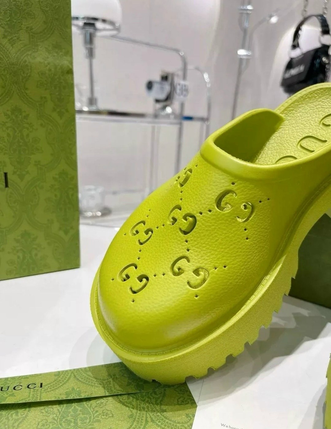 ,сабо гуччи,тапки гуччи,сабо gucci резиновые,тапочки gucci