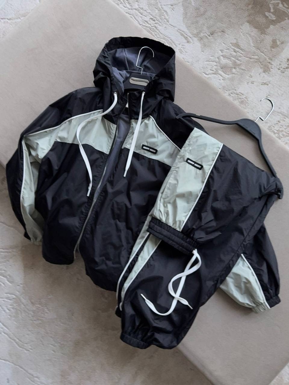 спортивные костюмы женские,спортивные костюмы,стильные спортивные костюмы,спортивный костюм для женщин