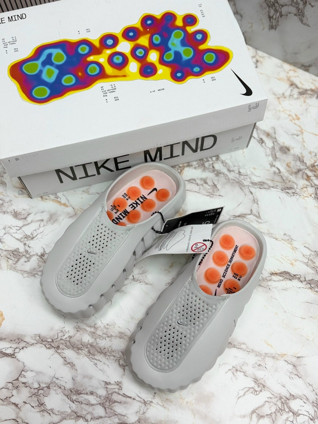 nike mind 001,тапки модные,кроссовки,nike mind,оригинальные кроссовки