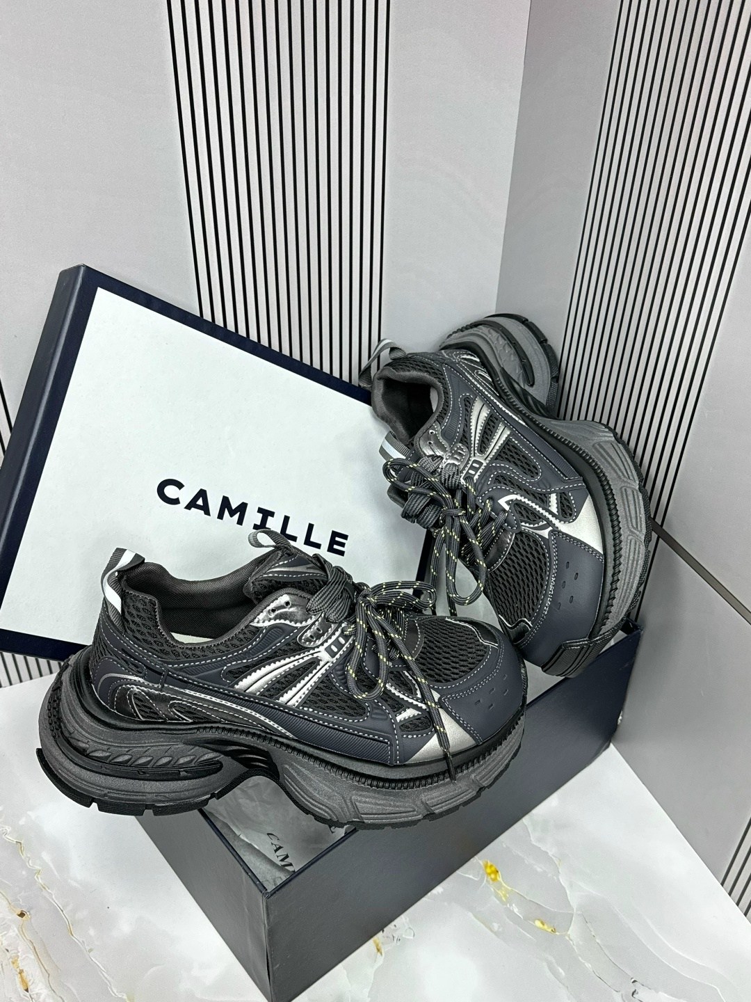 кроссовки женские balenciaga,balenciaga 10 xl кроссовки,кроссовки balenciaga,кроссовки balenciaga 3 xl,кроссовки баленсиага трек 2 чёрные