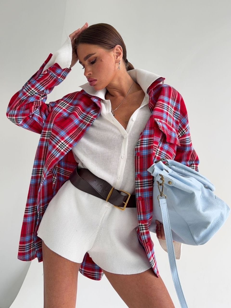 рубашка женская в клетку,рубашка клетка,модные образы,клетчатая рубашка