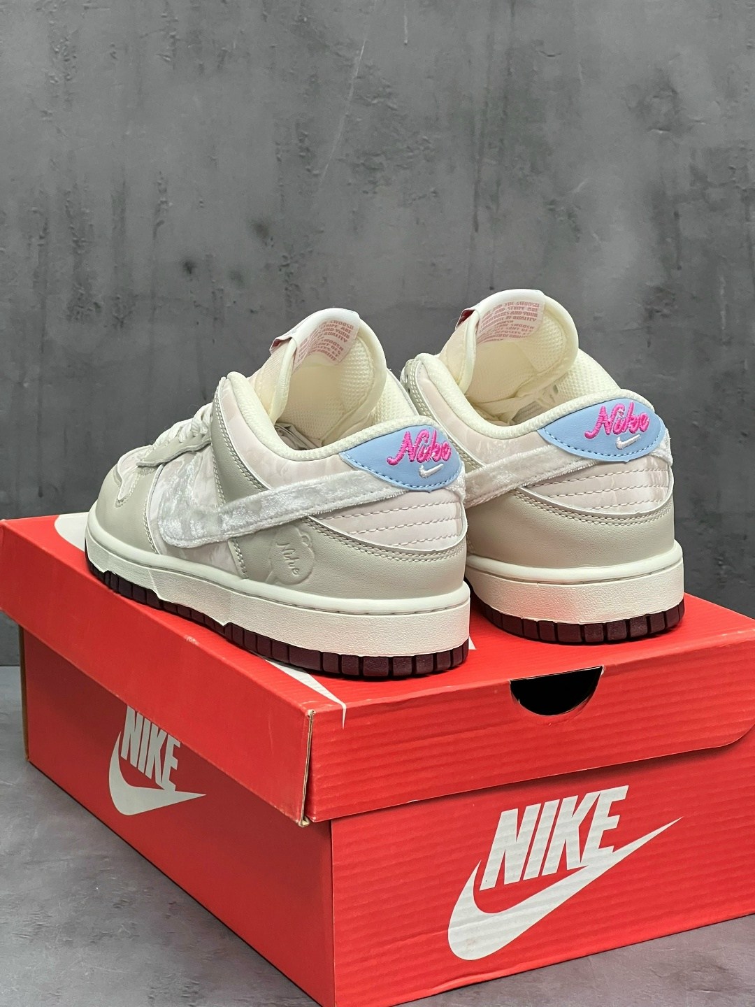 кроссовки женские nike sb dunk low pro,кроссовки nike sb dunk low,кроссовки данки низкие nike серебряный,кроссовки nike dunk low,кроссовки женские nike sb dunk low