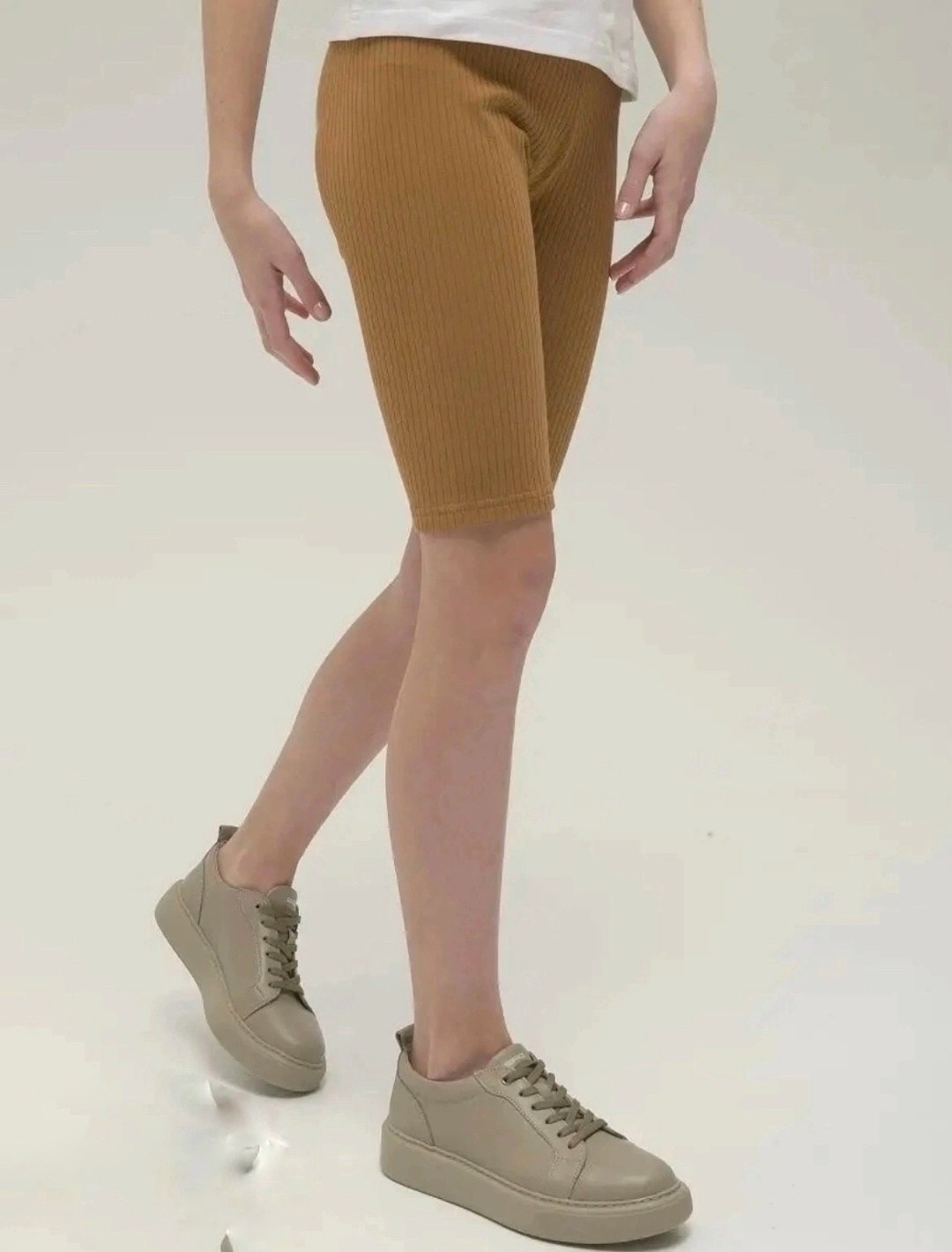 велосипедки в рубчик,шорты велосипедки в рубчик,женские велосипедки,велосипедки бежевые в рубчик,шорты спортивные велосипедки в рубчик