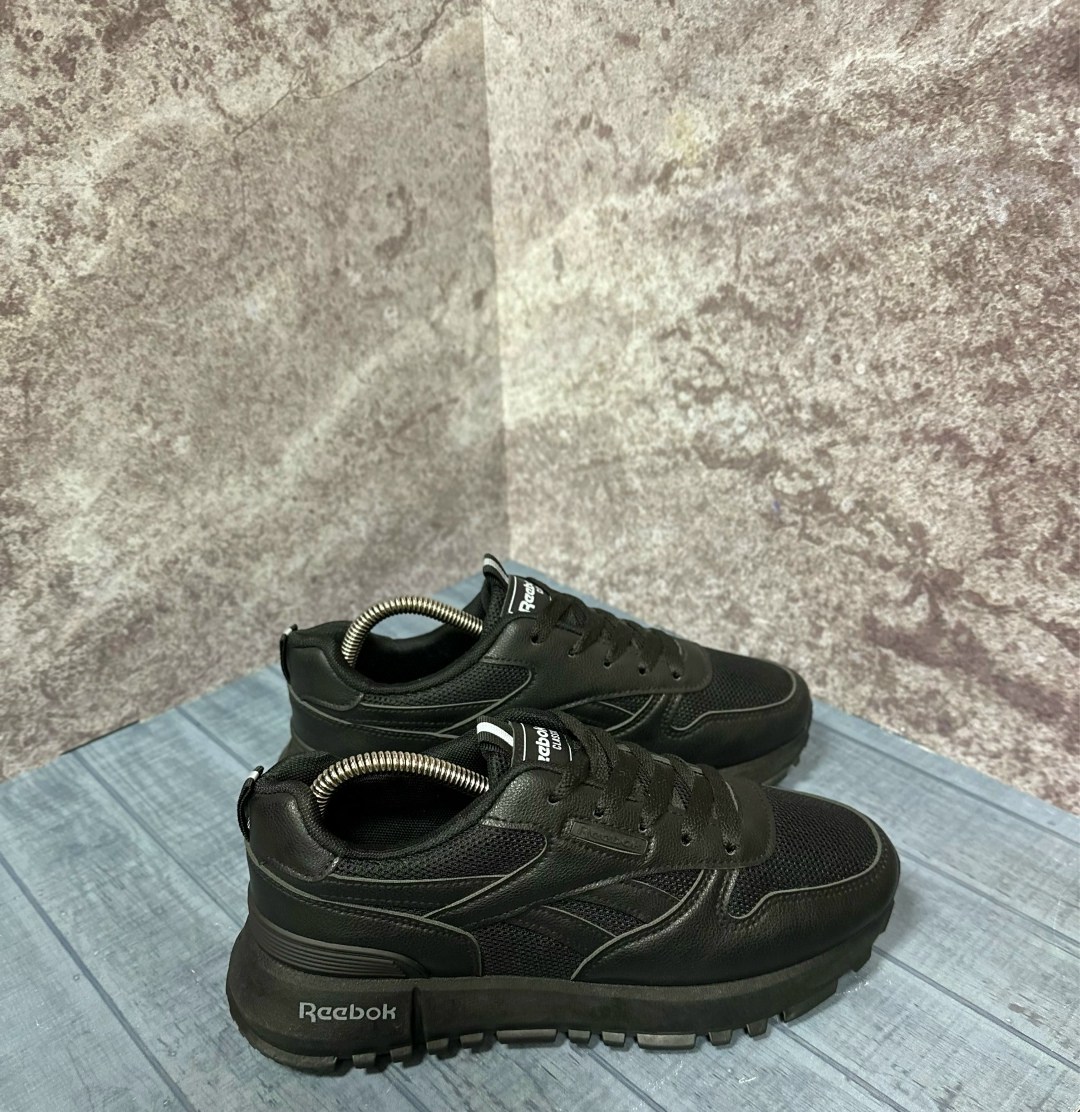 мужские кроссовки,кроссовки женские,мужская  кроссовки,,кроссовки