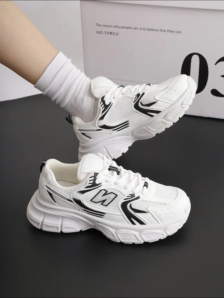 женские кроссовки,кроссовки модные,кроссовки для женщин,спортивная ,массивные кроссовки