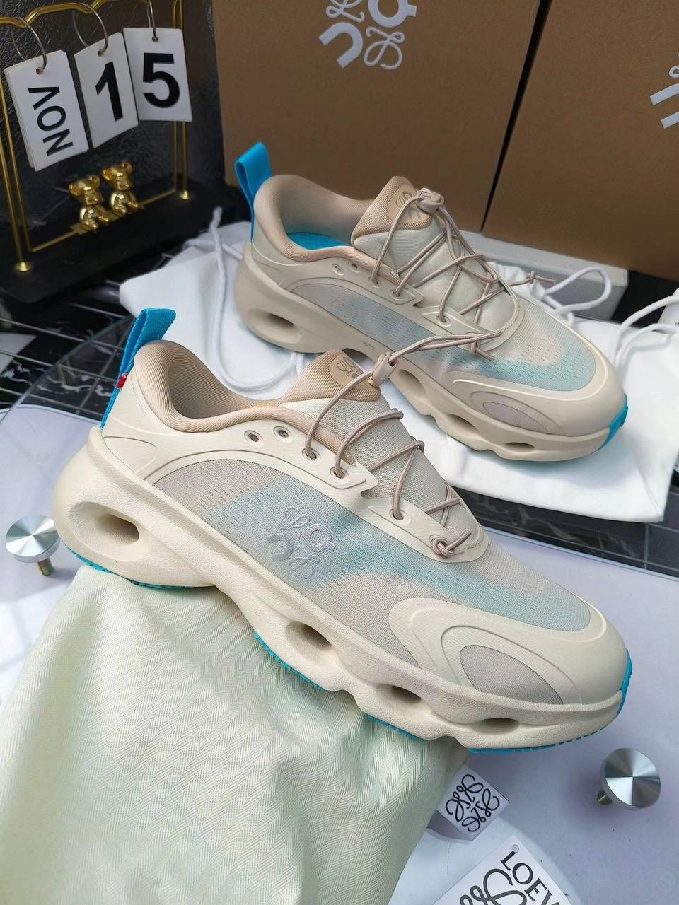 кроссовки loewe,кроссовки,женские кроссовки,кроссовки on loewe x cloudtilt 2 tan white gum,повседневные кроссовки