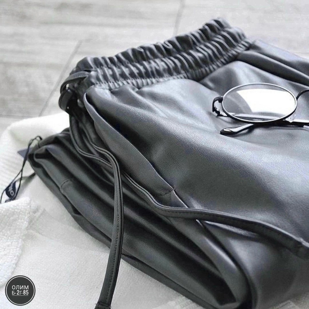 брюки из экокожи на резинке,женские брюки из экокожи,штаны из экокожи,кожаные брюки,кожаные брюки женские