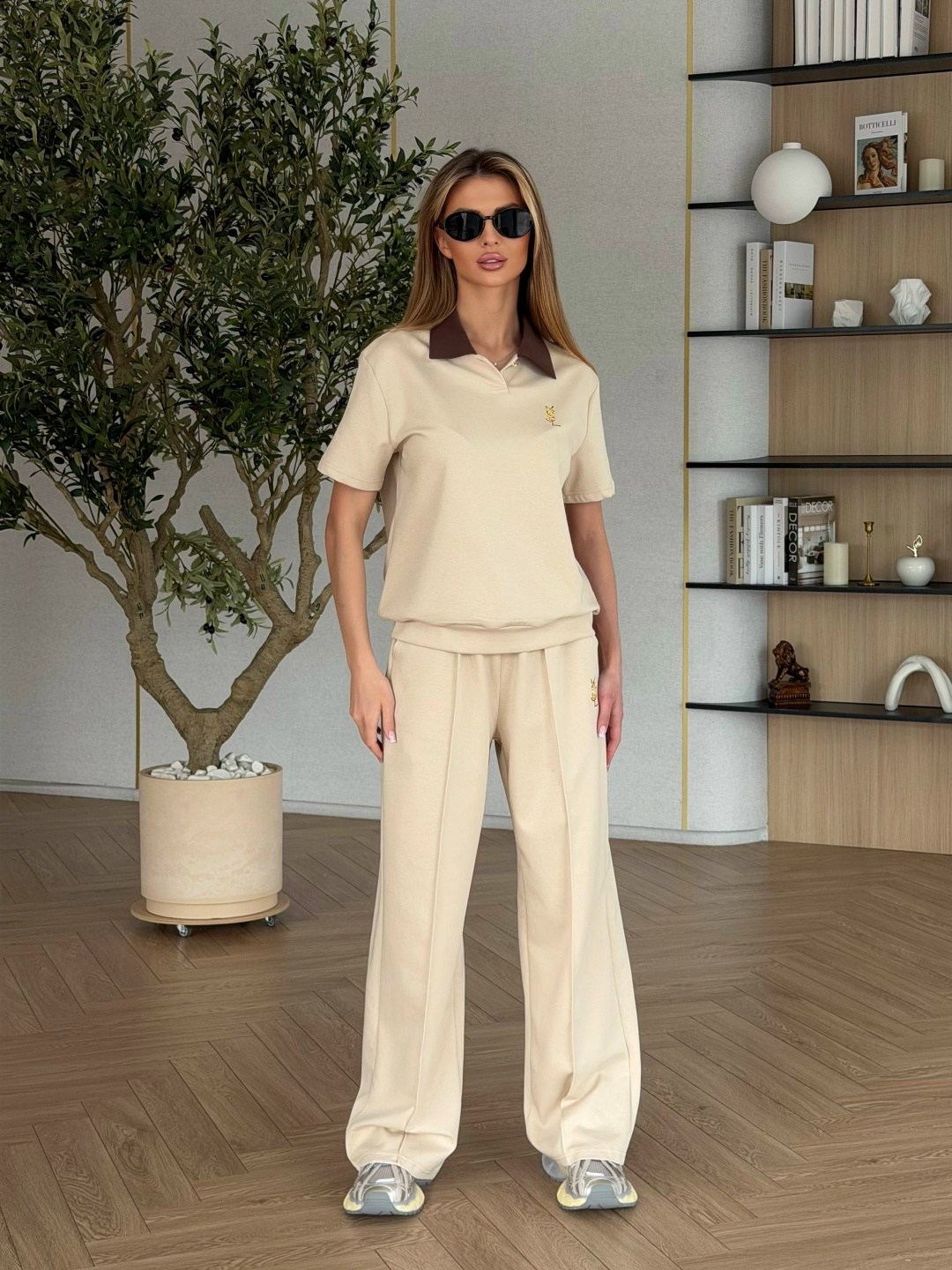 стильные костюмы,повседневный костюм,женский костюм,белые брюки