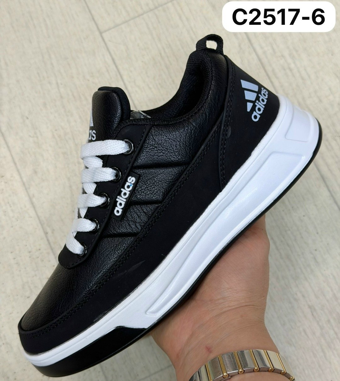 ,кроссовки adidas,кроссовки мужские adidas,спортивная ,кроссовки закрытые