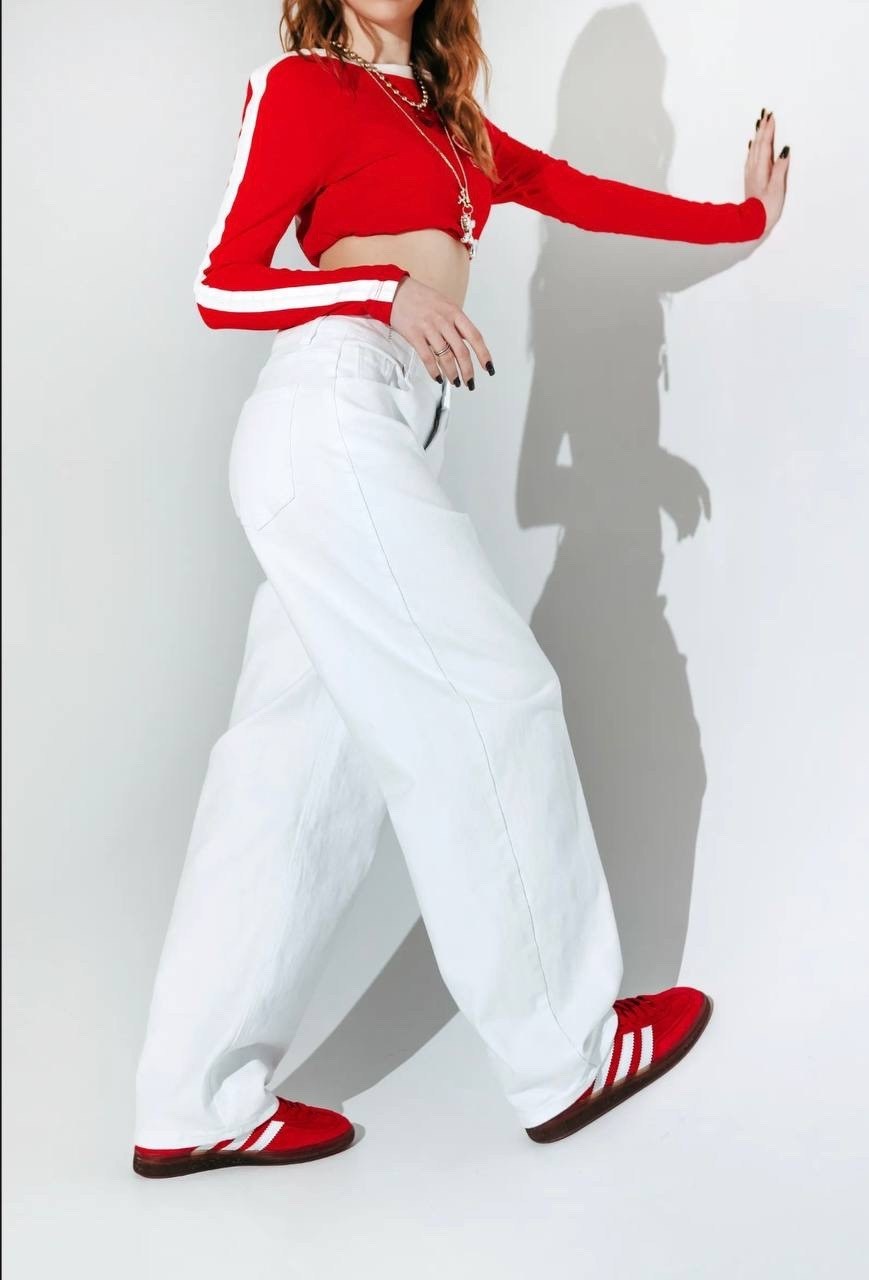 женские джинсы,белые джинсы,джинсы трубы палаццо,костюм для девушек,джинсы багги