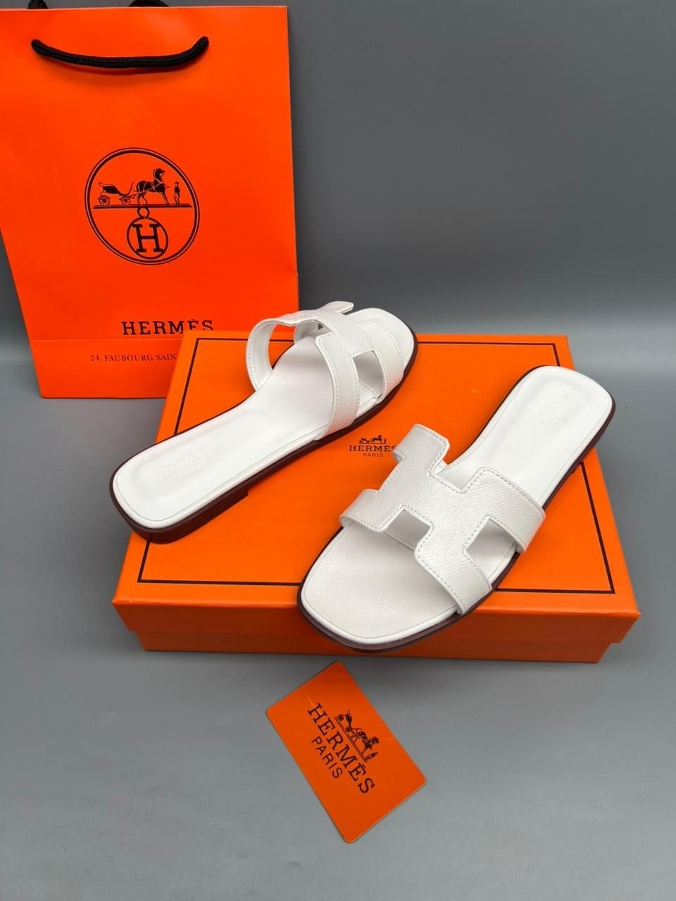 шлепки hermes женские,шлепанцы hermes,шлепки гермес женские 2026,шлепки hermes,шлепки женские из натуральной кожи hermes