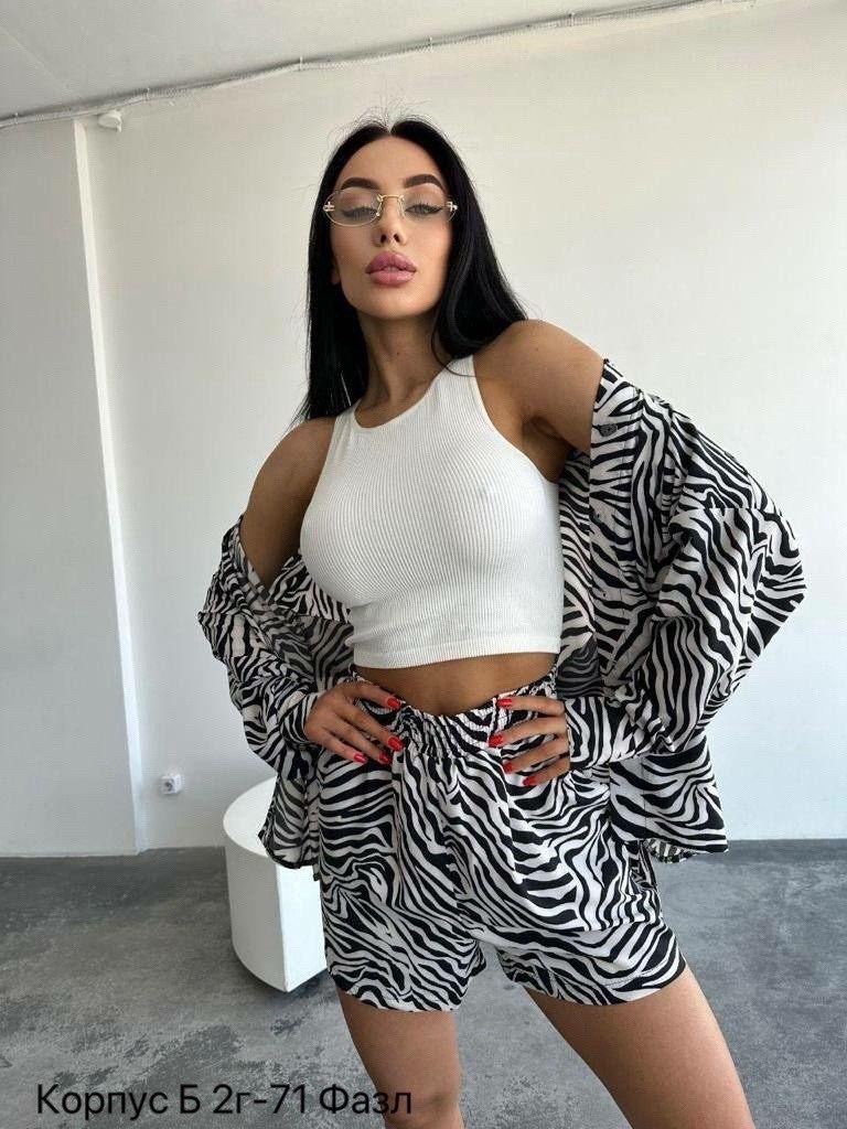 костюм двойка женская,костюм двойка с принтом,костюм женский летний с шортами зебра crolic,летний костюм с шортами и топом зебра,костюм женский