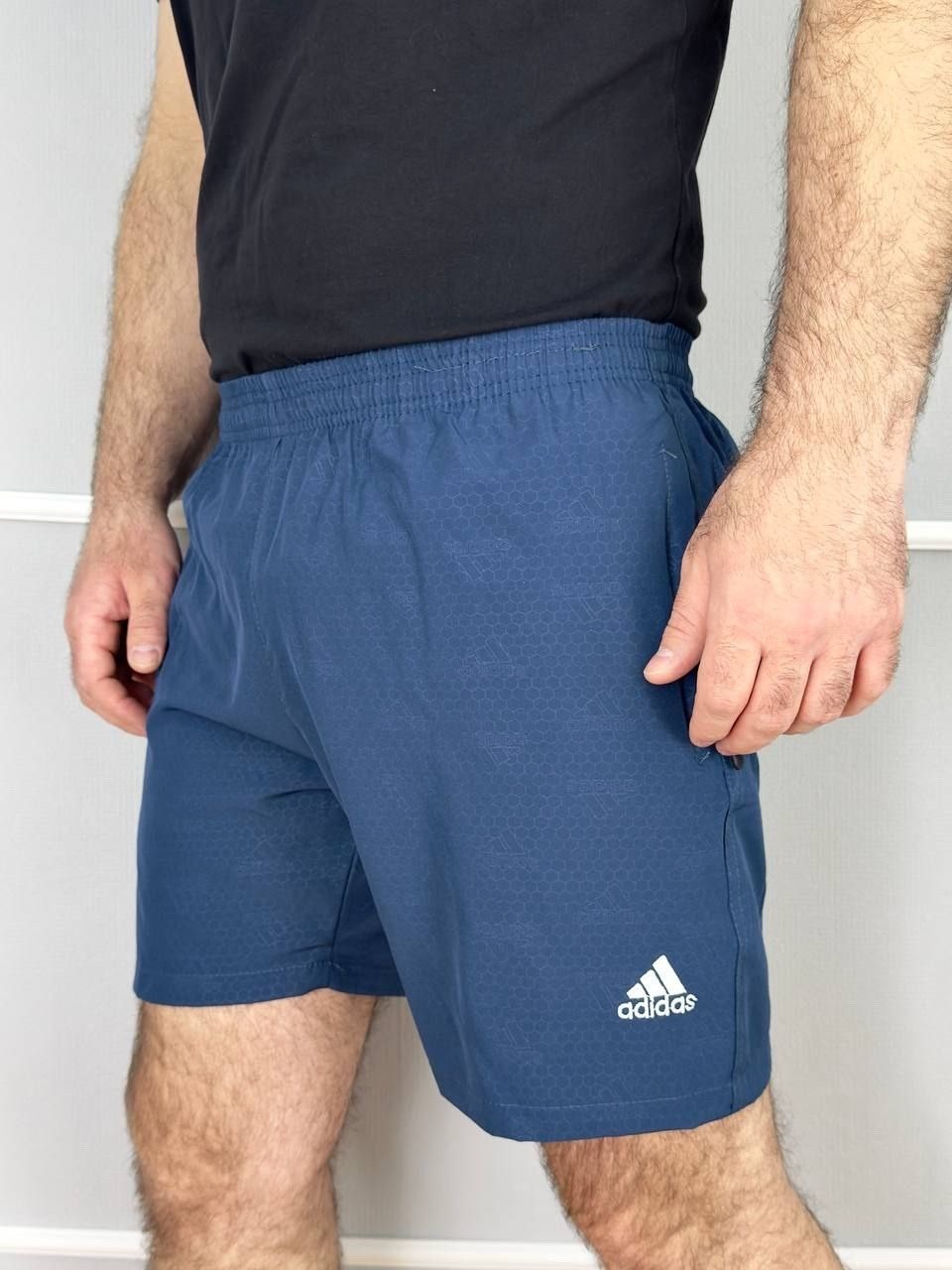 спортивные шорты мужские adidas,мужские спортивные шорты адидас essentials,шорты мужские adidas,шорты adidas,шорты спортивные adidas