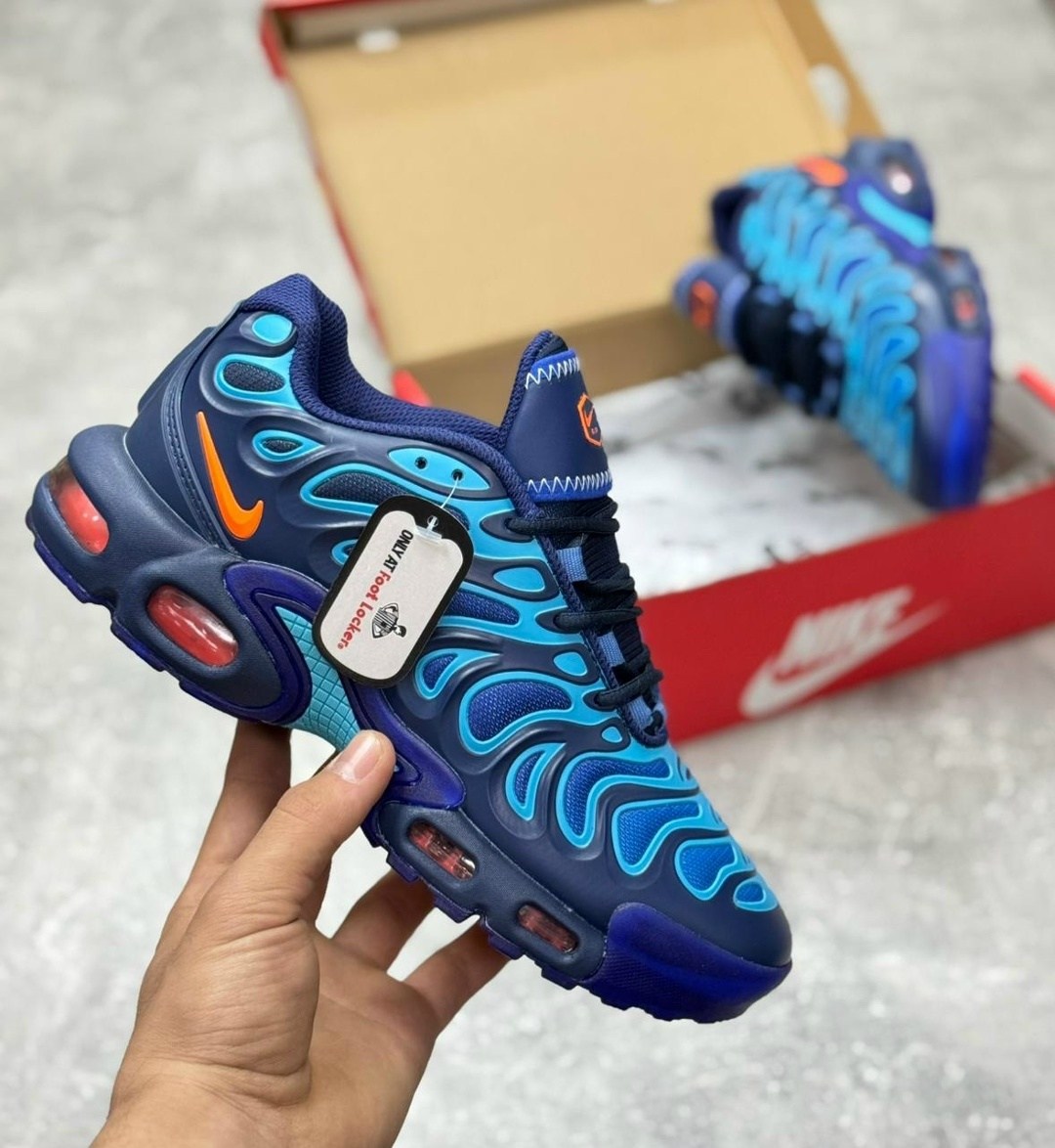 кроссовки nike air max plus,кроссовки nike air max plus tn,кроссовки nike air max plus tn nike,nike air max plus tn,кроссовки